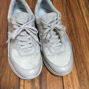 Everlane Tread Trainer size 8